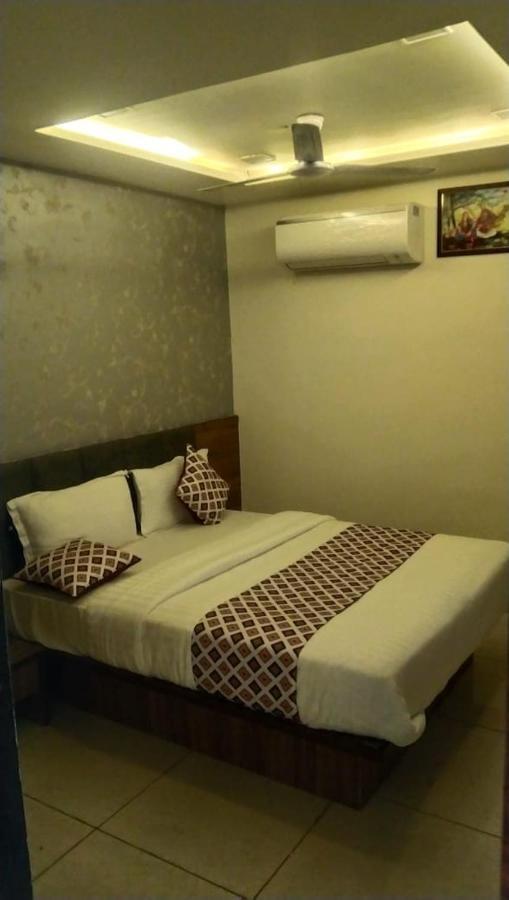 Hotel Atlanta Ahmedabad Eksteriør bilde