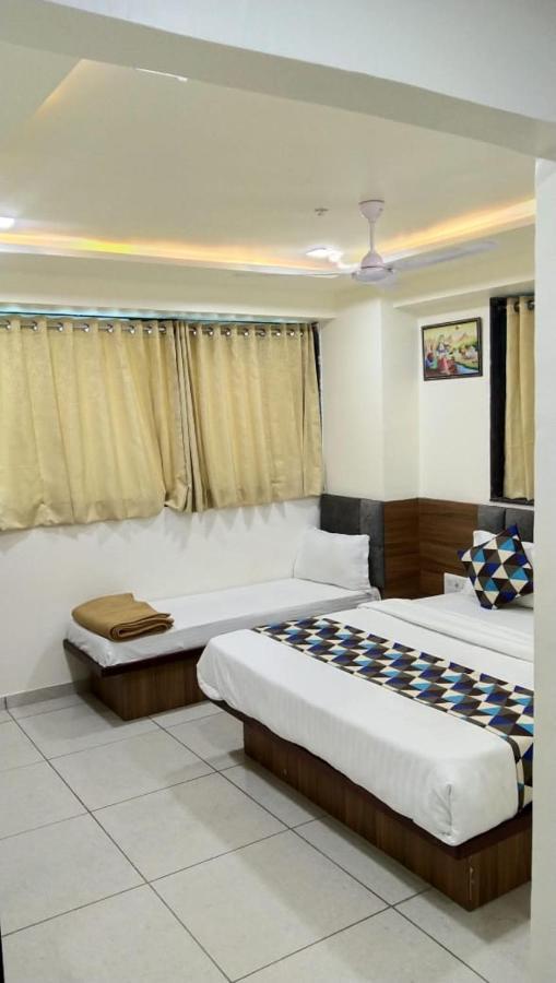 Hotel Atlanta Ahmedabad Eksteriør bilde